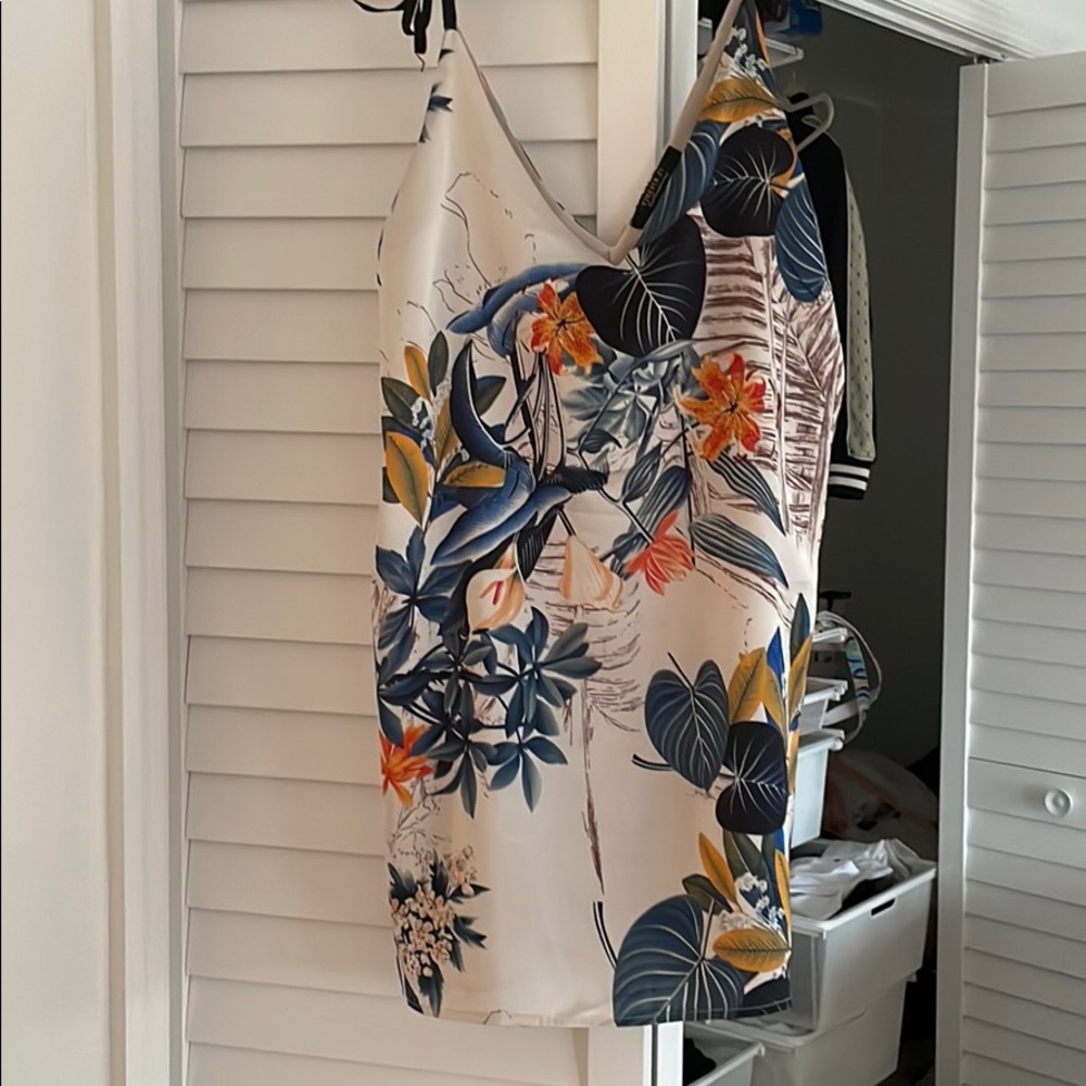 Forever 21 beautiful summer dress